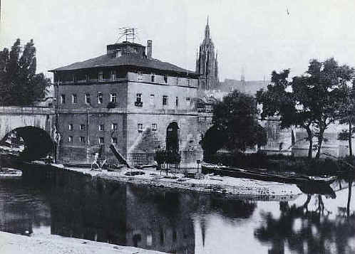 Die Alte Bruecke und ihr Brueckenhaus um 1914