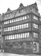 SchwarzenStern_small.jpg (4372 bytes)