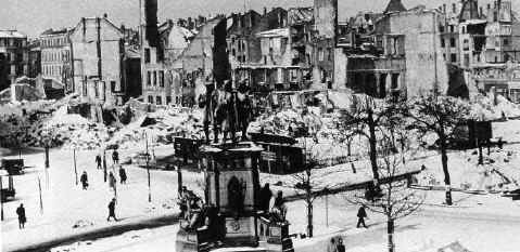 Goetheplatz 1945