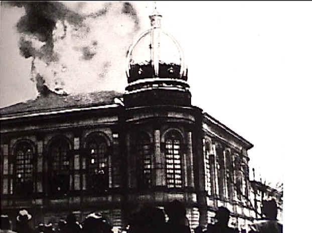Hitler in the Festival Hall 1936